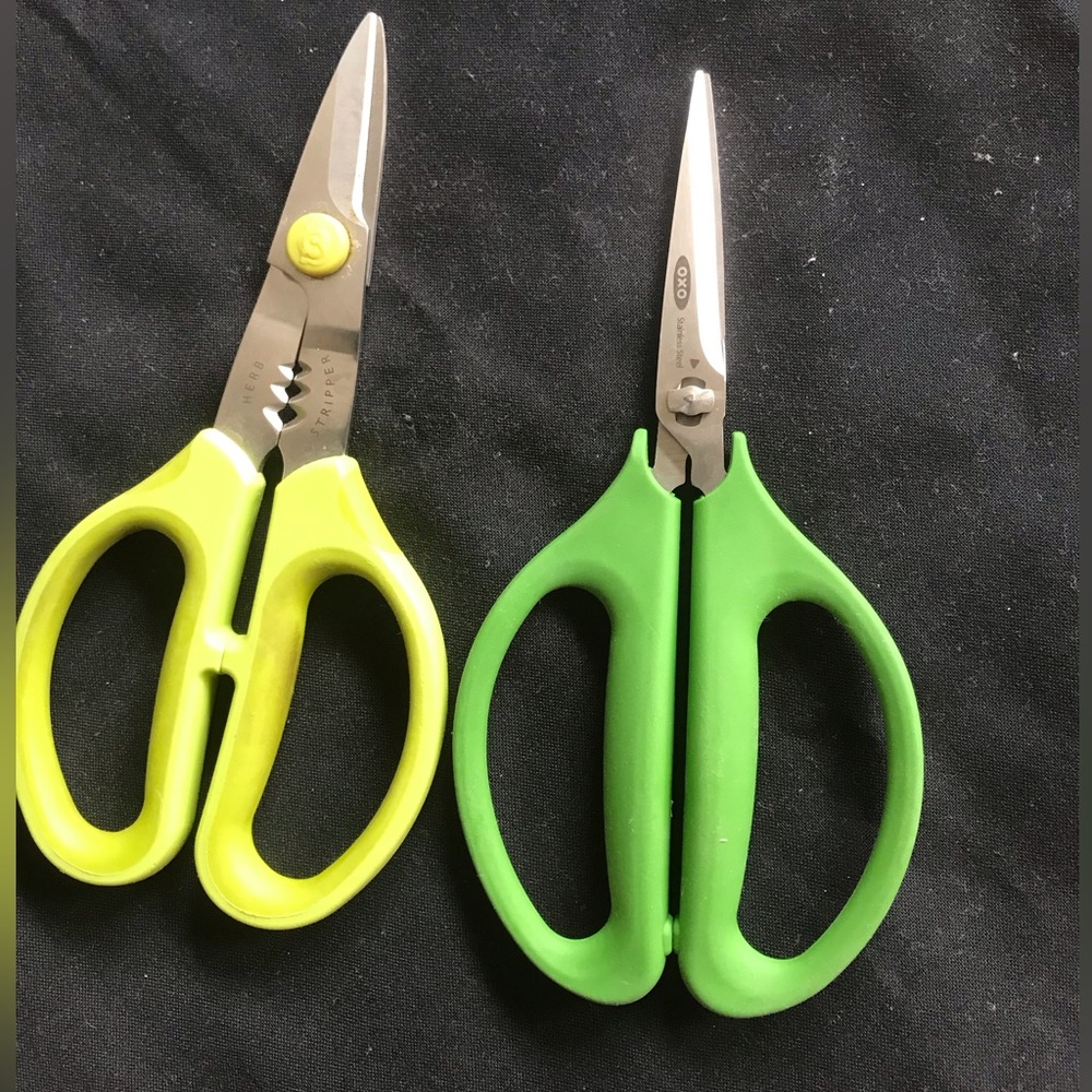 Williams-Sonoma Green Multi-Purpose Kitchen Scissors - OXO and Silvermark
